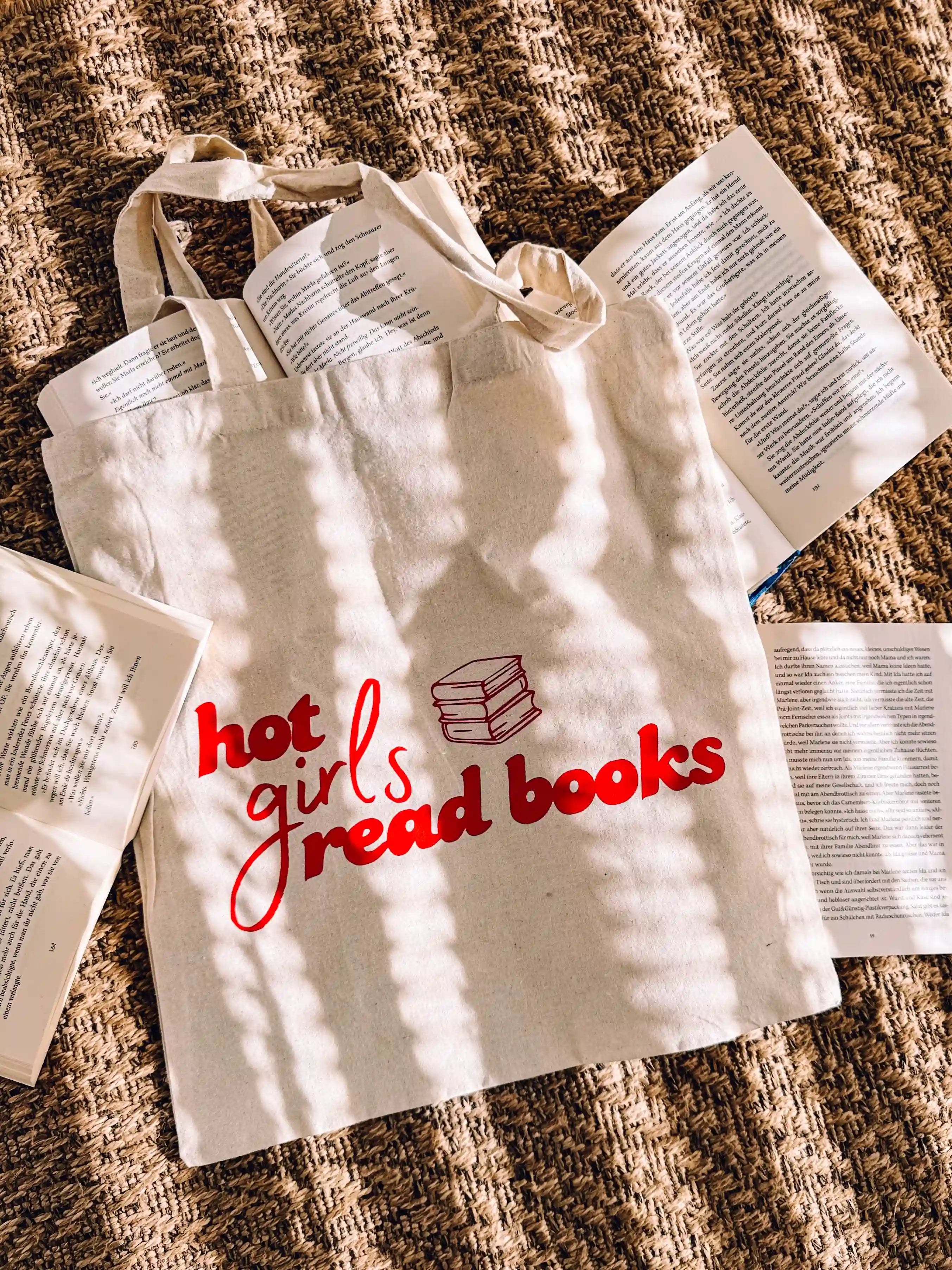 Stofftasche "hot girls read books"