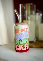 Trinkglas "IN MY DOG MOM ERA" mit Bambusdeckel und Strohhalm